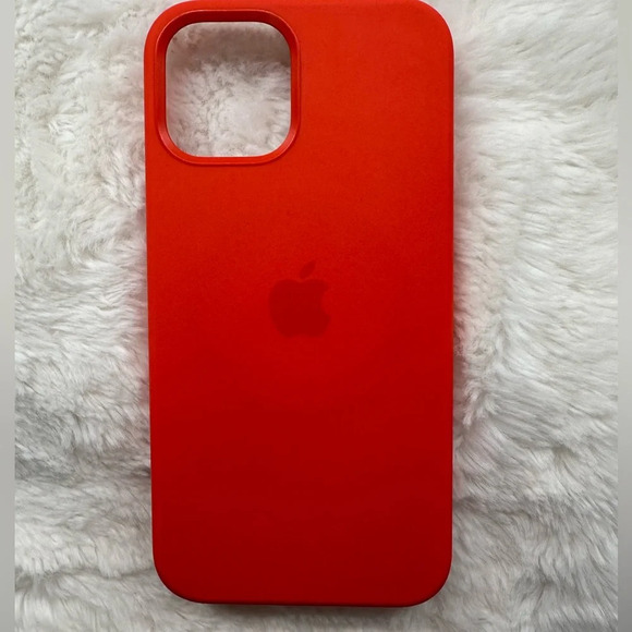 Apple iPhone 12 Series Silicone Case with MagSafe - Electric Orange - Picture 2 of 3